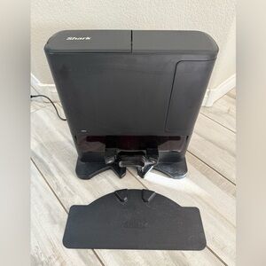 SHARK MATRIX PLUS 2IN1 ROBOT VACUUM MOP BAGLESS SELF EMPTY BASE XQRV2600WA T3